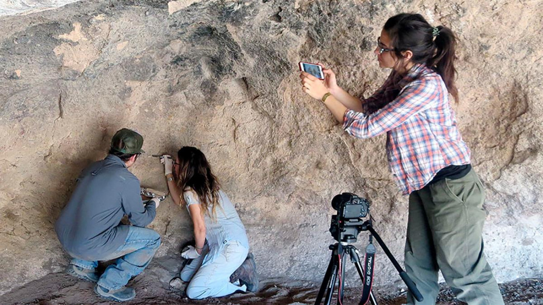 Arte rupestre: hallaron las inscripciones más antiguas de Sudamérica en Neuquén