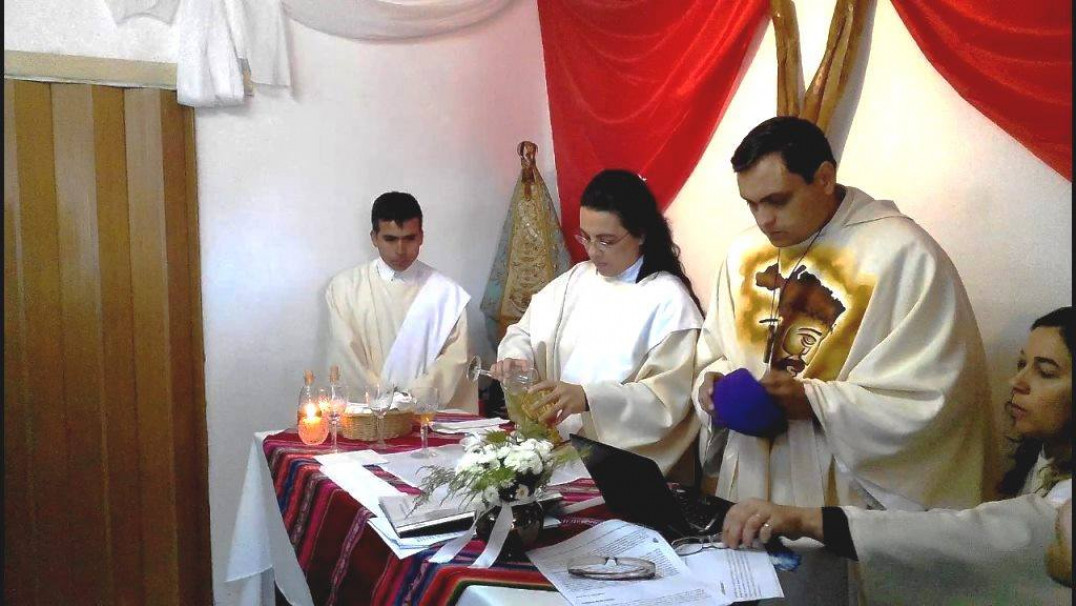 imagen Iglesia mendocina casó una pareja del mismo sexo