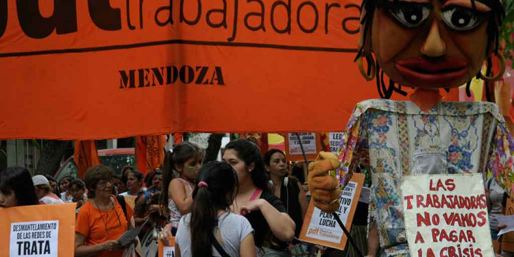 La brecha de ingresos entre mujeres y varones es la más desigual de los últimos años