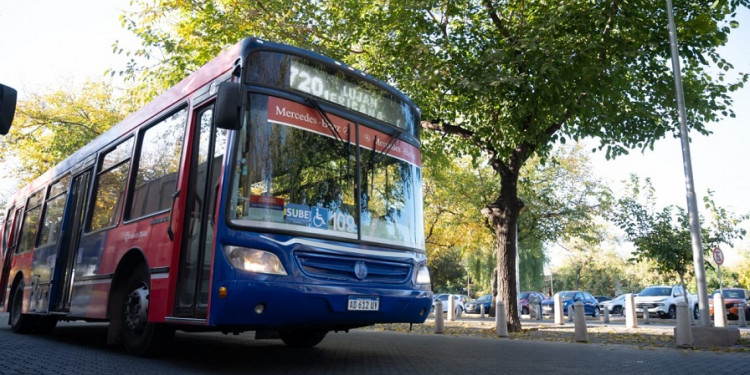 Transporte público: garantizaron el trasbordo y los abonos para el inicio de clases