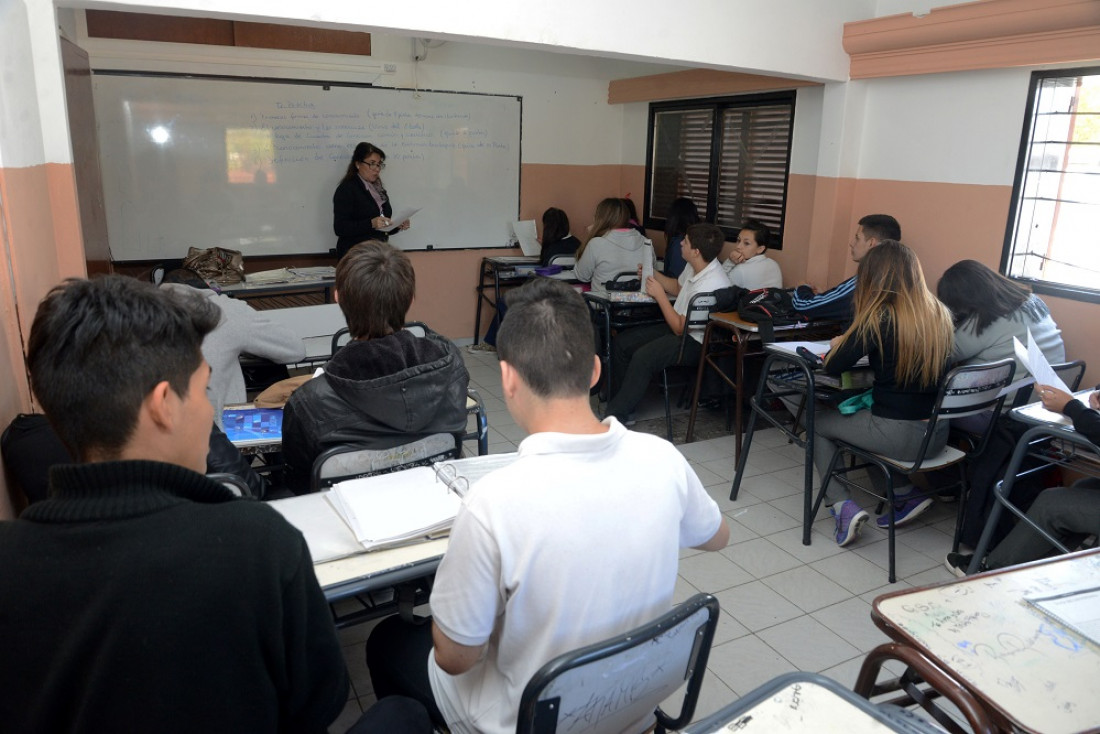El abandono escolar del secundario bajó 13,3 puntos porcentuales en Mendoza
