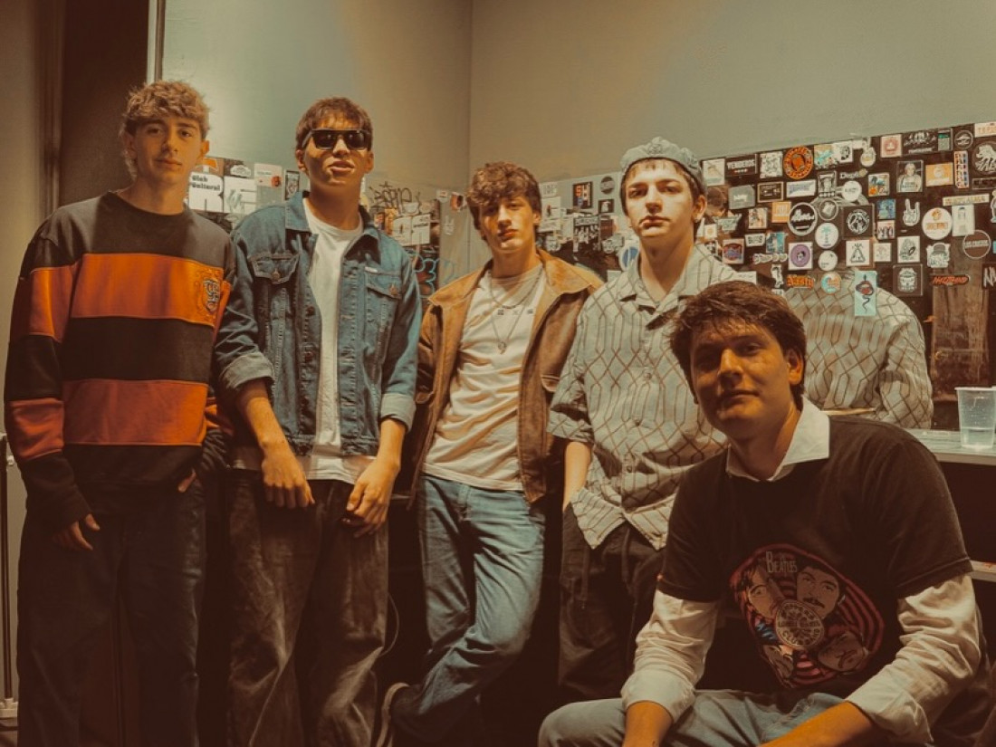 Salernos, la influencia literaria en el rock que llega de Quilmes