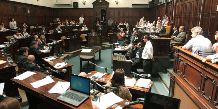 Uno de cada cuatro de los legisladores que termina el mandato va por la reelección