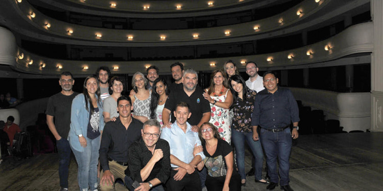 Dos locutores de los medios de la UNCuyo participarán en la Fiesta de la Vendimia