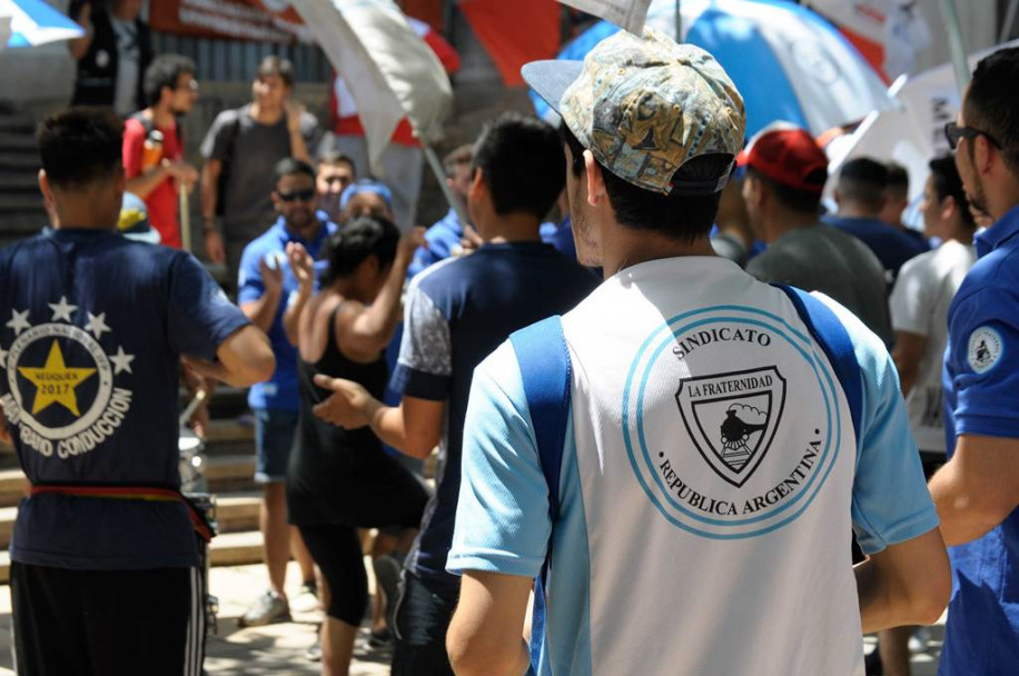 imagen Fotogalería: jornada de marchas en Mendoza contra la reforma