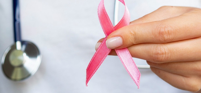 Lucha contra el cáncer de mama: ¿qué es la epigenética y por qué es clave?