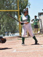 Zoe Arditi tiene 13 años, juega al sóftbol en la UNCUYO y ya está en las selecciones de Mendoza y Argentina
