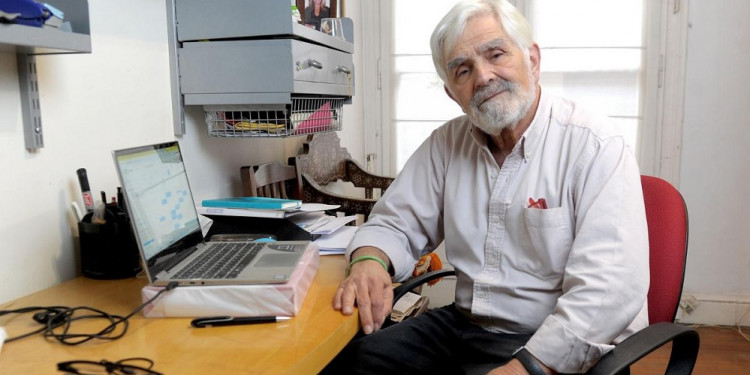 Para el único argentino en la OMS, "la sociedad civil tiene un rol que cumplir en la salud pública"