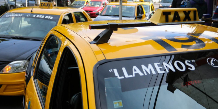 Aumentaron las tarifas de taxis y remises en Mendoza: cómo quedaron los nuevos valores 