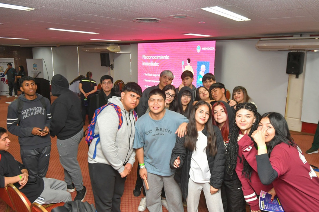 Adolescentes: "La cercanía es la mejor forma de cuidar su salud mental"