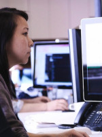 La propuesta del Gobierno para formar 70 mil programadores y programadoras en un año