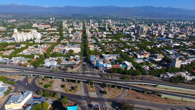 imagen Un parque San Martín cada año: así crece la mancha urbana del Gran Mendoza 
