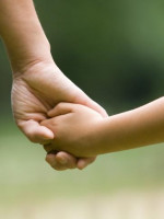 Buscan familias temporarias para los niños y niñas de la Casa Cuna