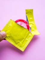 El preservativo y sus mitos: cuáles son las falsas creencias que aún dificultan su uso