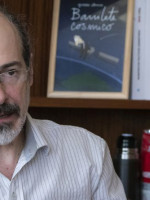"La ciencia ya no está en peligro, está padeciendo una demolición"