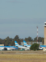 Cierre del aeropuerto: Taxistas reclaman soluciones para el sector