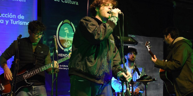 Mood Primavera: la UNCUYO celebra con música, feria y foodtrucks
