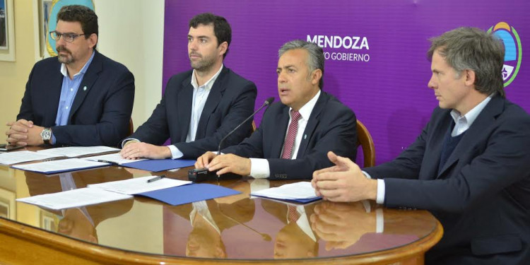"Hemos honrado la deuda de la provincia"