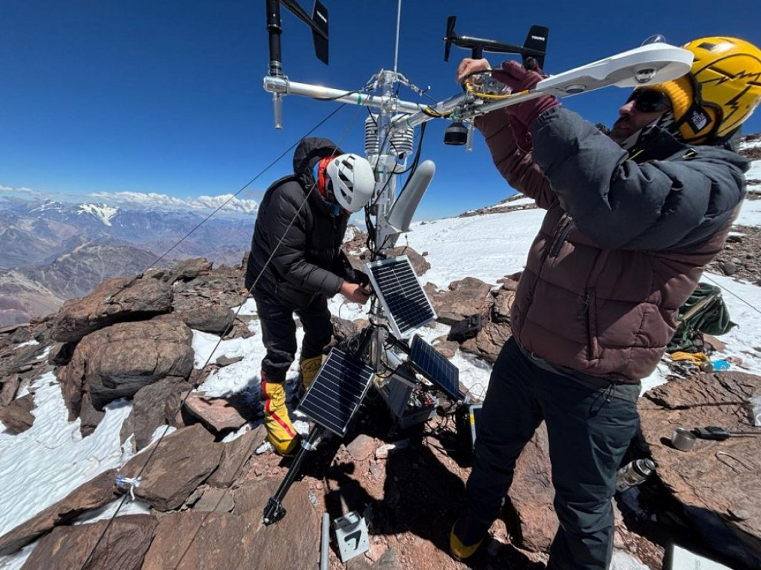 Cumple un año la estación meteorológica que mide el clima en el Aconcagua