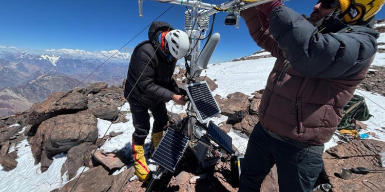 Cumple un año la estación meteorológica que mide el clima en el Aconcagua