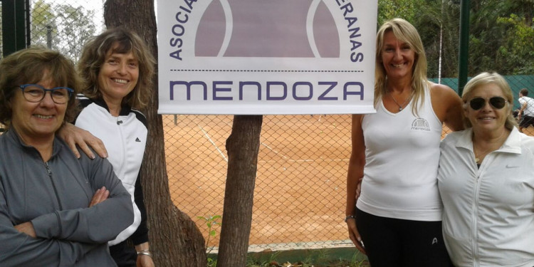 Homenajearon a la tenista Mónica Killian con un encuentro solidario
