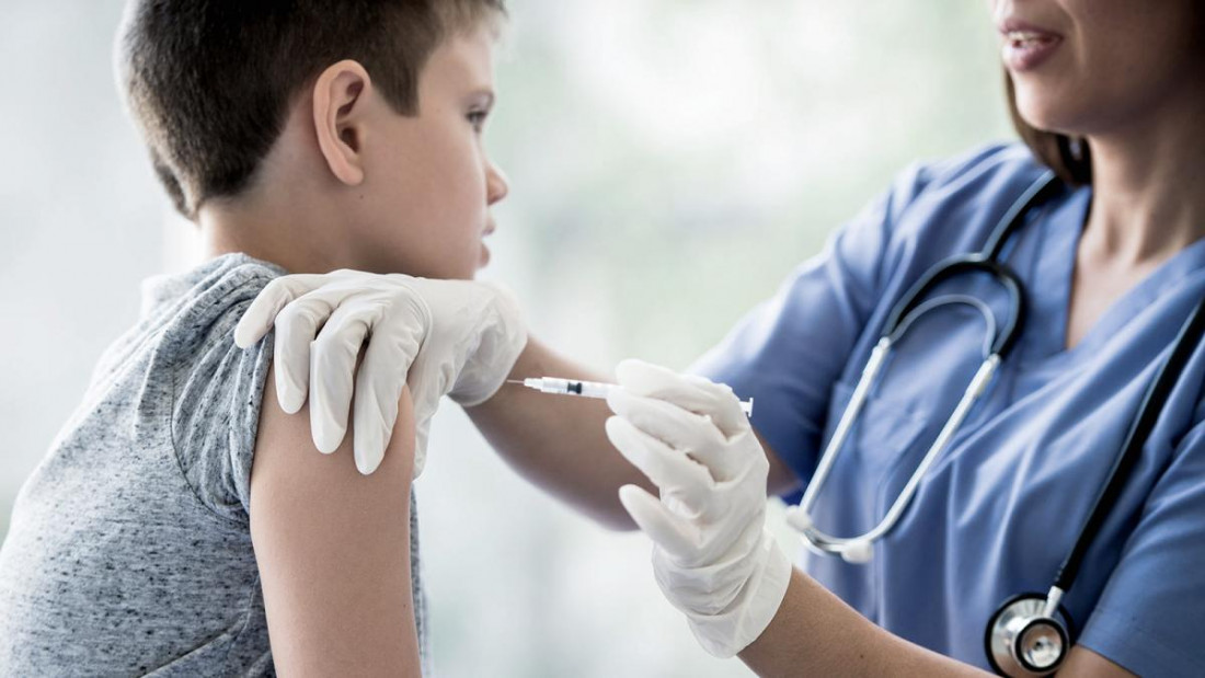 Uno de cada cuatro niños y niñas no recibe la vacuna contra la poliomielitis en la Argentina