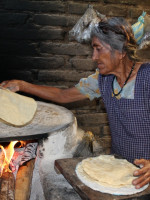 En América Latina, la desigualdad entre mujeres y hombres con hambre es la mayor del mundo