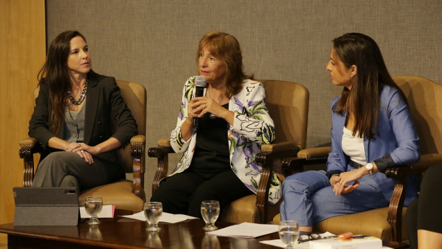 imagen Esther Sanchez puso en valor la lucha de la UNCUYO por la paridad de género 