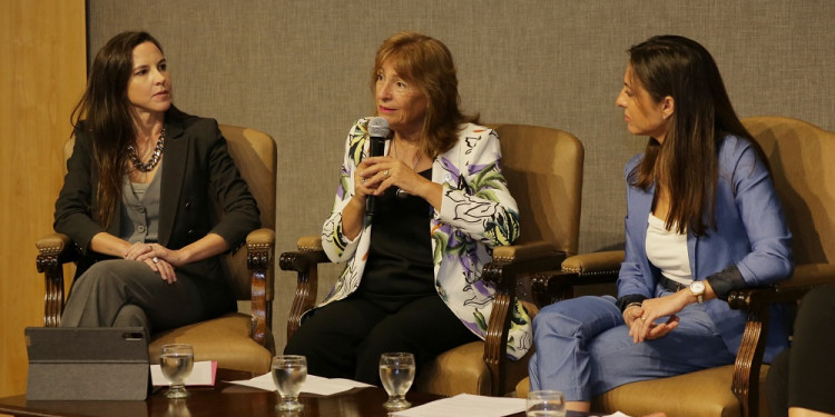 Esther Sanchez puso en valor la lucha de la UNCUYO por la paridad de género 