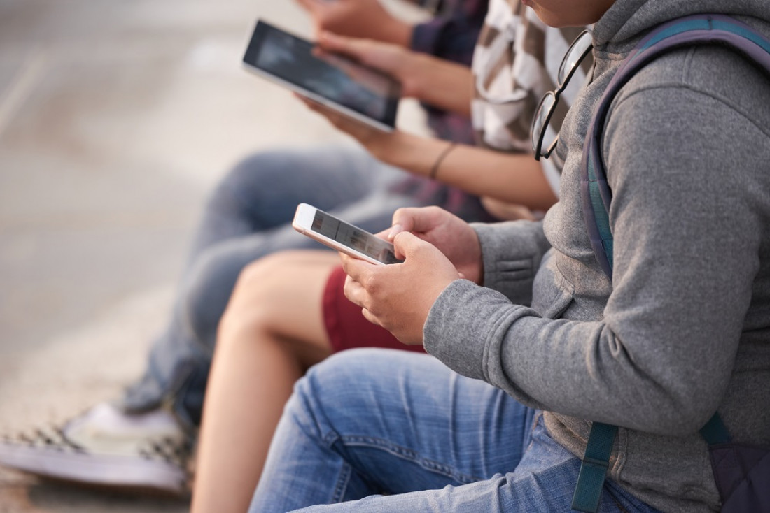 Qué impacto tiene el uso de redes sociales en adolescentes 