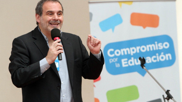 imagen "Para educar a un niño hace falta toda la aldea"