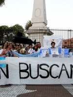 "Sigan buscando", pidieron familiares de los tripulantes del submarino en Plaza de Mayo