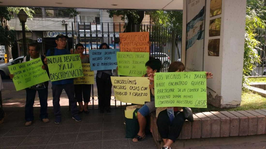 Video: el barrio lujanino que aloja a 280 familias y mañana podría desaparecer