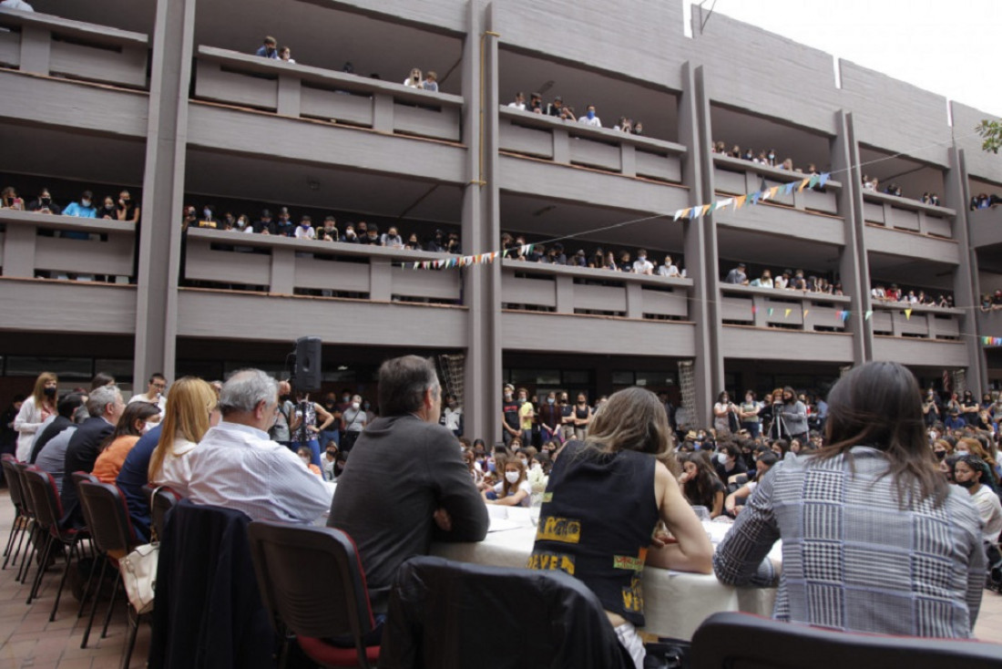 Quieren llegar al Congreso, pero antes pasan por el CUC: estudiantes harán un nuevo debate entre aspirantes