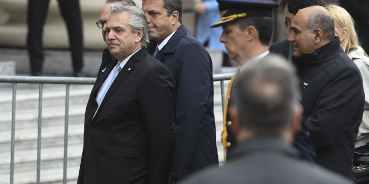 Alberto Fernández anuncia modificaciones en el impuesto a las ganancias