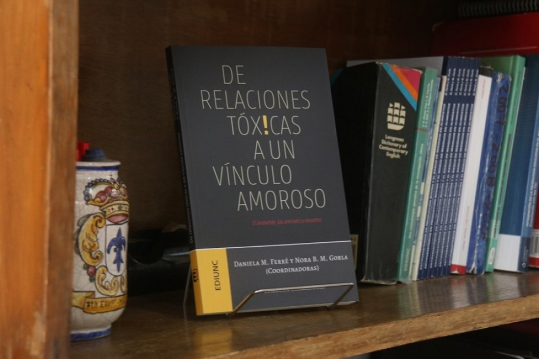 Ediunc presenta "De relaciones tóxicas a un vínculo amoroso. El ambiente, los animales y nosotros"