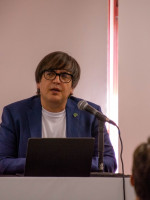 Desafíos en tiempos de IA: "Nuestra mayor rebeldía es prestar atención"