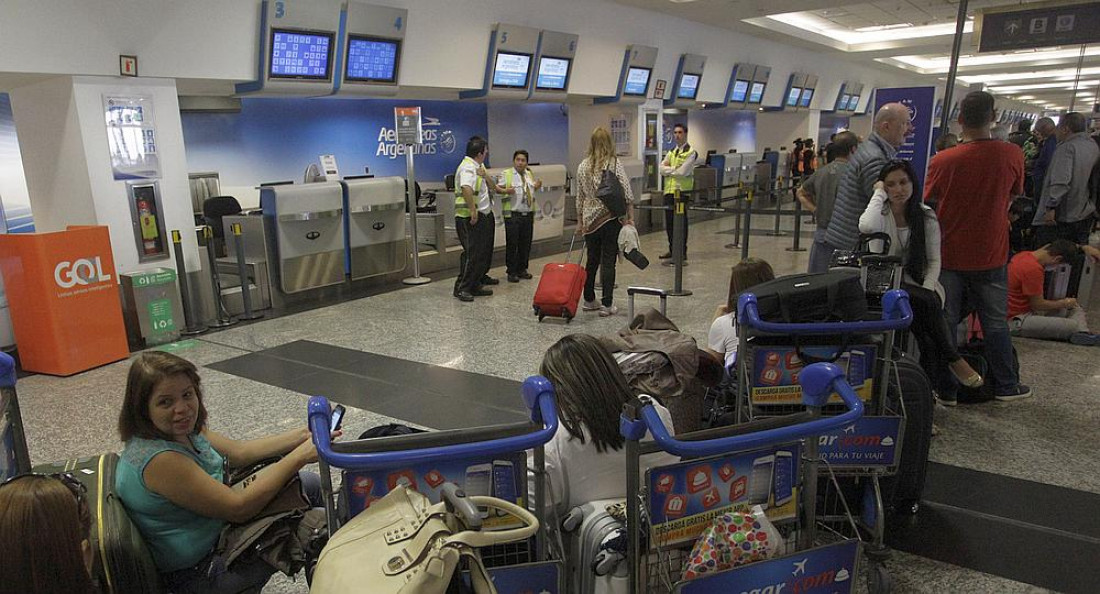 Aeronáuticos anunciaron un paro nacional para el viernes