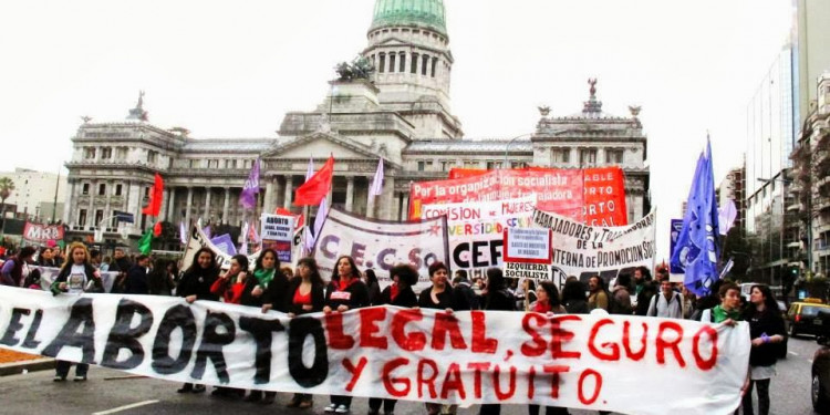 Debaten en diputados la legalización del aborto