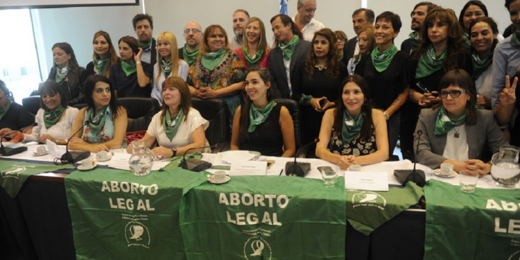 Aborto legal: aseguran que el debate en Senadores será más breve