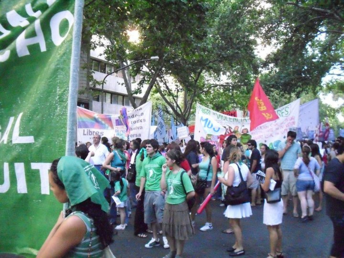 Amplios sectores piden al Gobernador que agilice el protocolo del aborto no punible