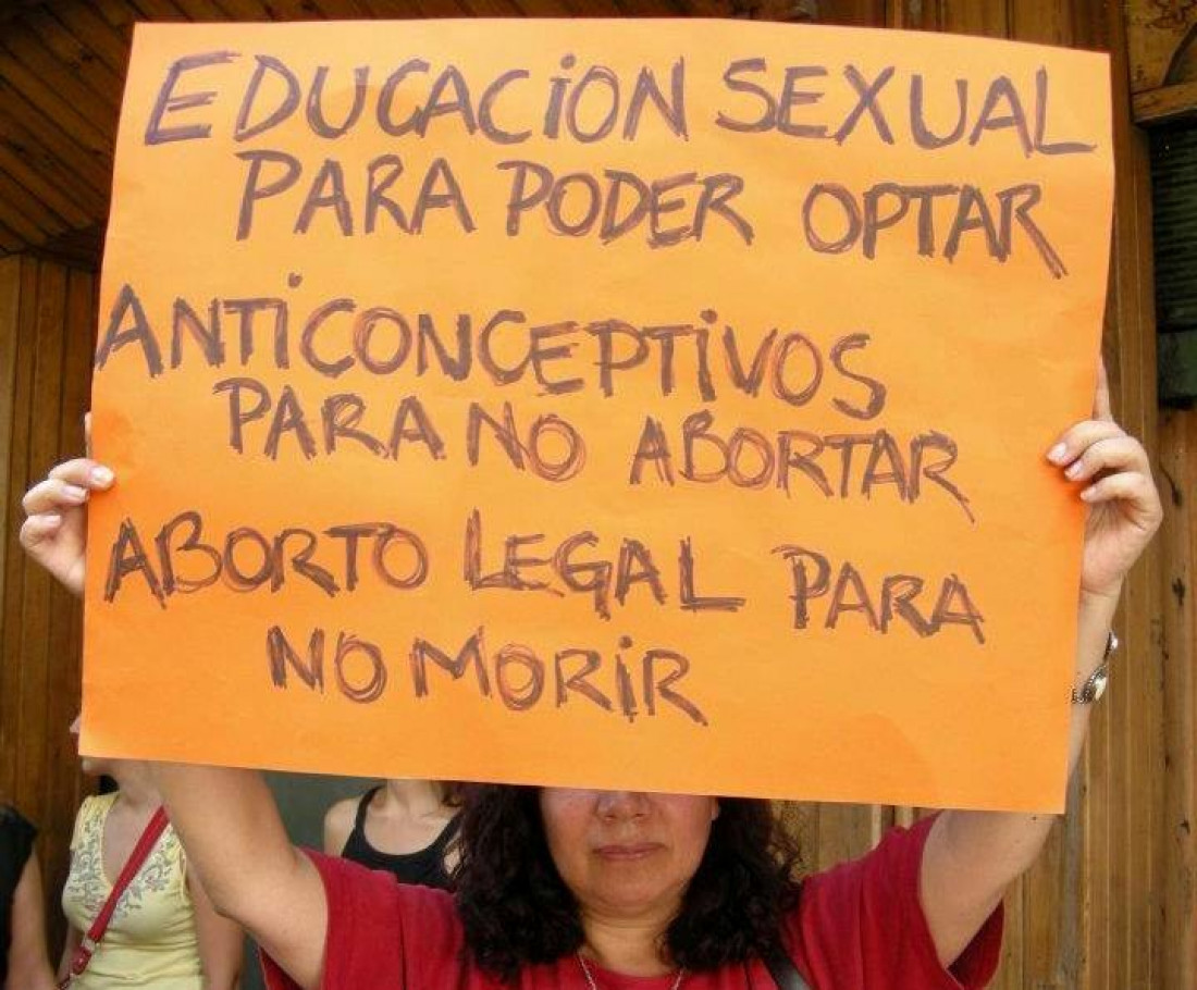 Aborto no punible, poderes y legalidad