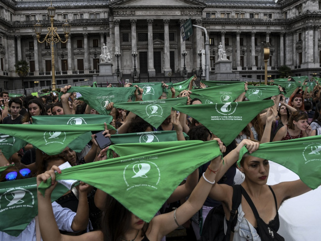 Carbajal: "Hace 20 años vengo sacando del clóset al aborto"