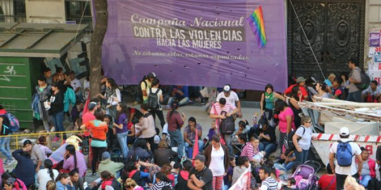 Se levantó el acampe frente al Consejo Nacional de Mujeres