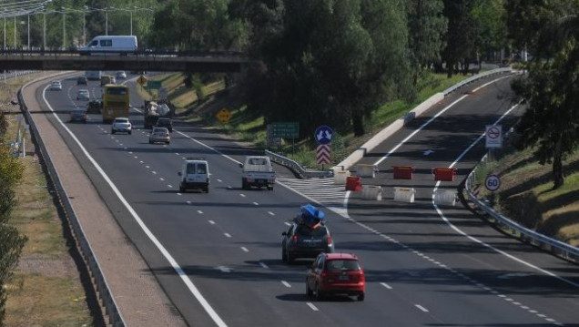 imagen Desde este viernes cambia el sentido de dos laterales del Acceso Sur