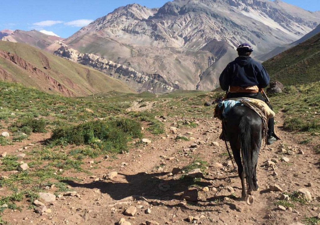 "Hoy, por los costos, ascender el cerro Aconcagua es para extranjeros"