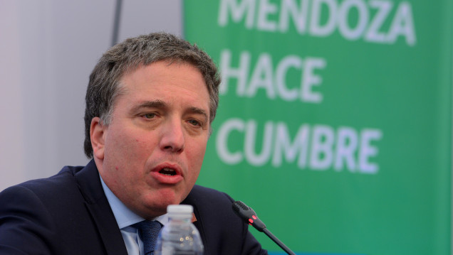 imagen Dujovne pidió una reforma laboral para mejorar la competitividad