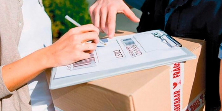 Compras "online" en el exterior: modificaron los criterios para los envíos