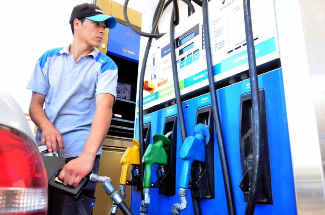 El combustible en el interior del país es un 20% más caro que en CABA