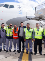 Aerolíneas Argentinas presenta su primer avión para meterse en el transporte de cargas